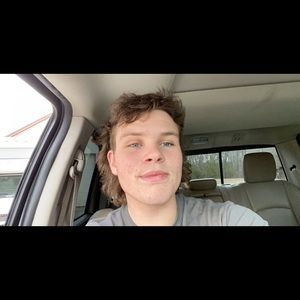 Meet your Posher, Christian